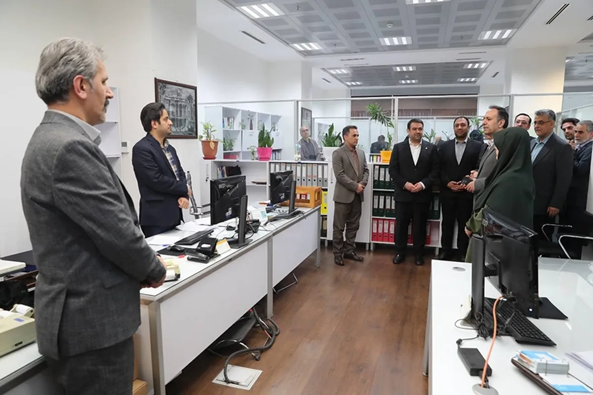 تاکید مدیرعامل بانک ملی ایران بر هم افزایی همکاران در راستای تحقق اهداف بانک