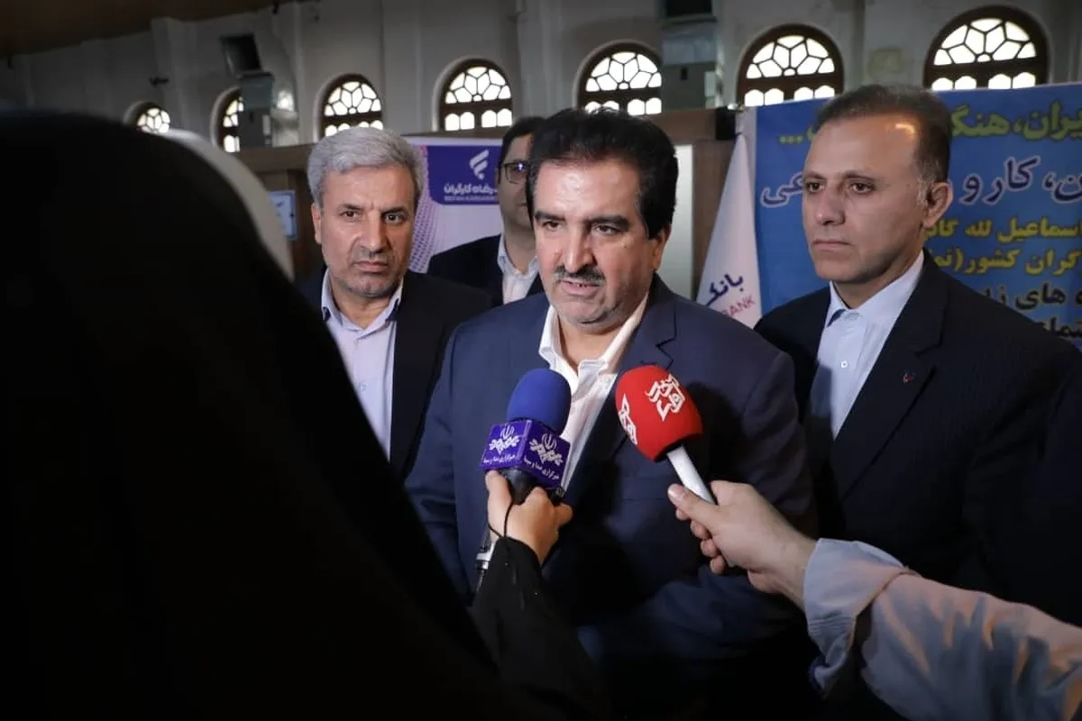 دکتر للـه‌گانی: بانک رفاه کارگران در مسیر تحقق اهداف شعار سال حرکت می کند