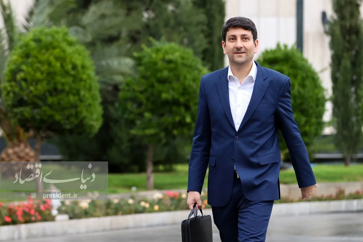 خبر خوش وزیر ارتباطات / این کاربران برای فیبر نوری هزینه‌ای پرداخت نمی‌کنند