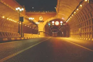 این تونل پرتردد امشب بسته می‌شود/ رانندگان مسیر جایگزین انتخاب کنند