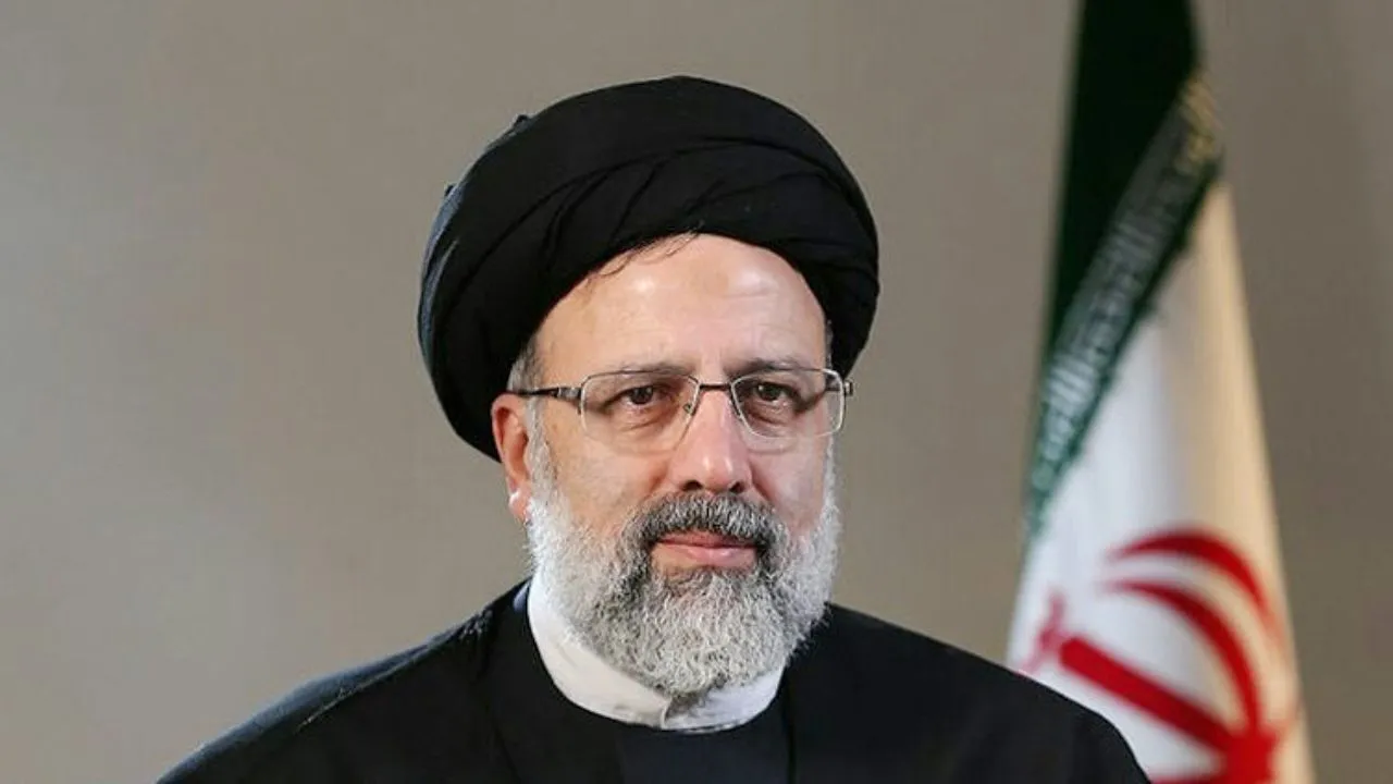 رئیسی دقایقی پیش الجزیره را به مقصد تهران ترک کرد