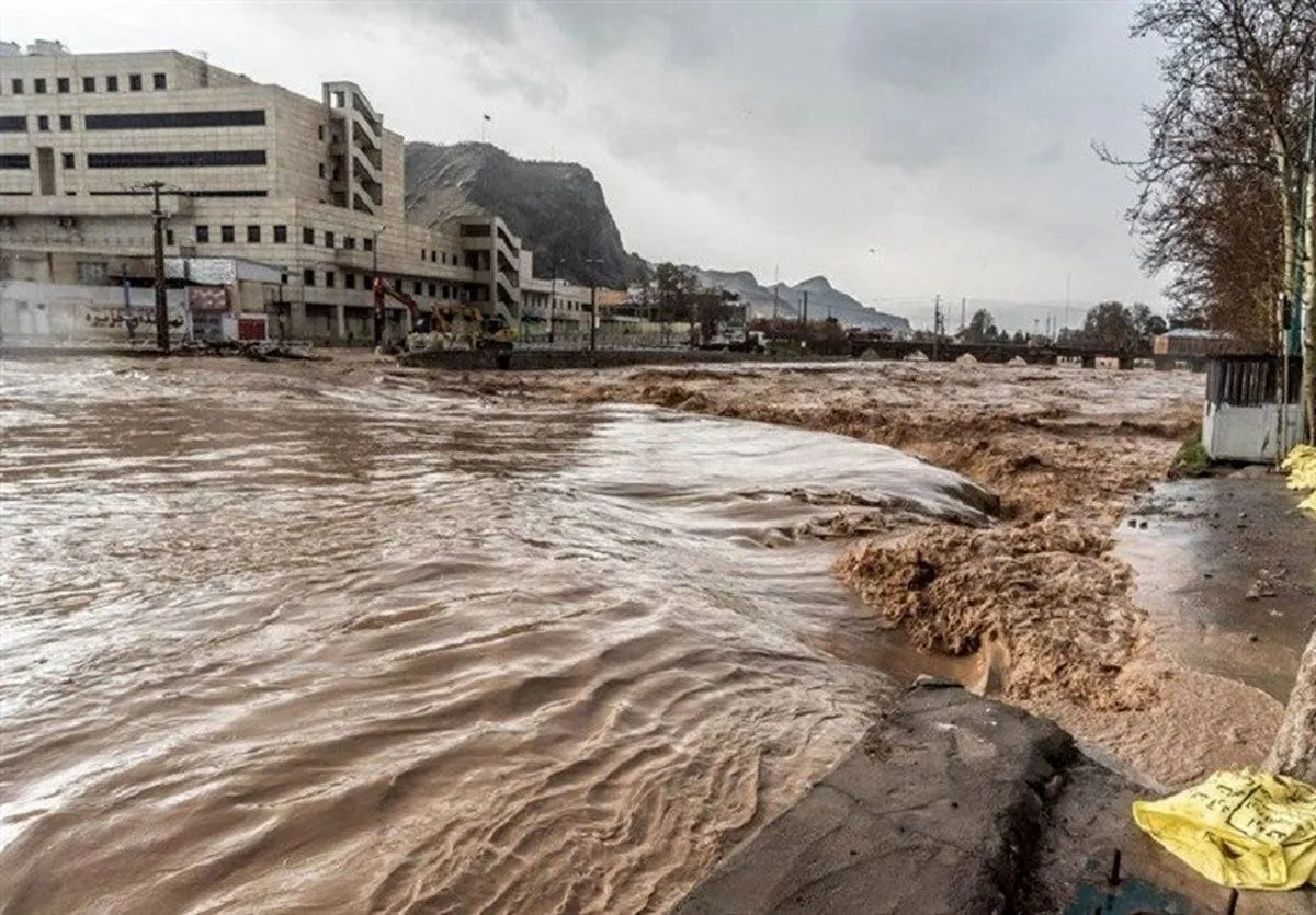 از سفر به غرب مازندران خودداری کنید/ هشدار سیلاب و کاهش دید در جاده‌ها