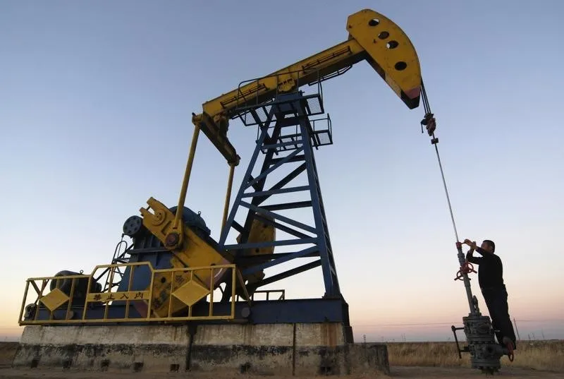 Brent Oil Steals Show as Hedge Funds Leave U.S. Crude Aside