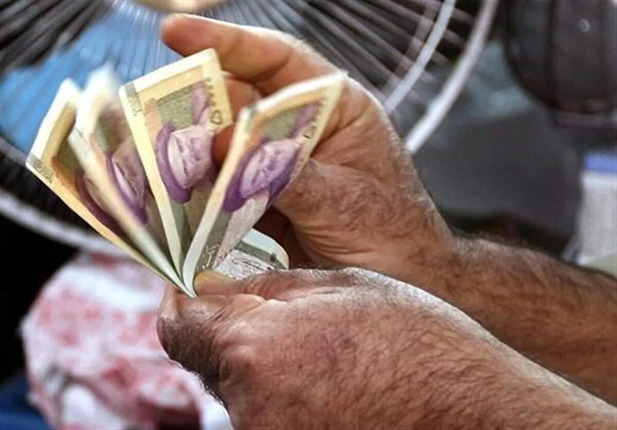 پرداخت حقوق کارگران بجای پول نقد با طلا / دستمزد ۱۴۰۵ دو گرم طلا است