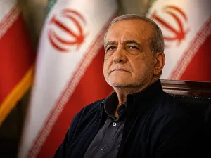 مخالفت هیئت دولت  با طرح مقابله با نفوذ/ رئیس‌جمهور: صرفه‌جویی مصرف بنزین باید از دولتی‌ها شروع شود