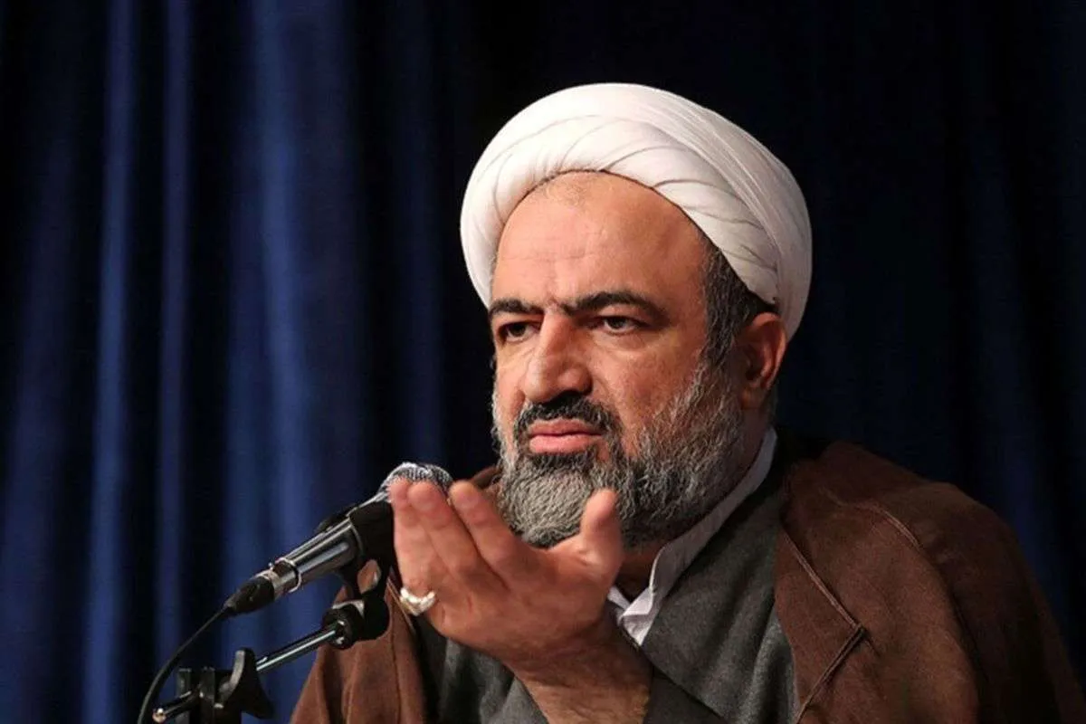 حمله شدید رسایی به شورای شهر تهران / باید نام و نشان علی دایی را حذف کنید!