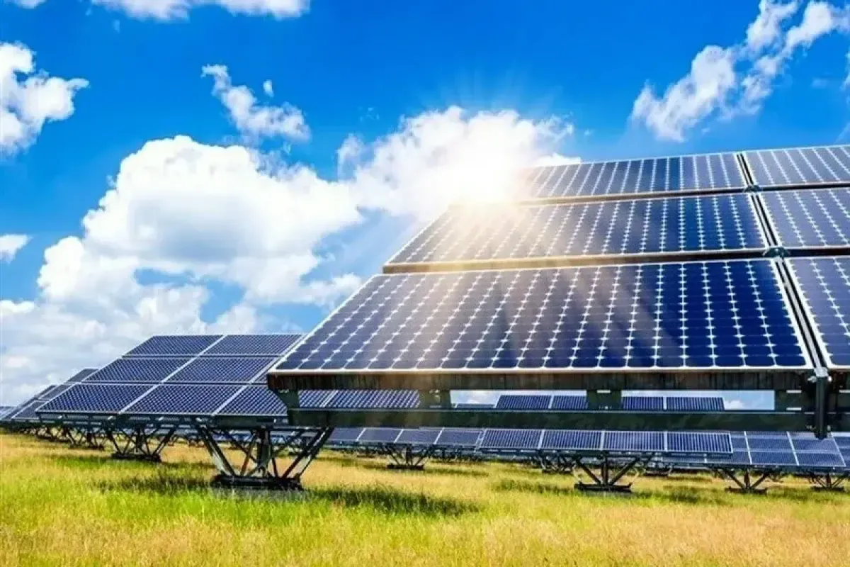 با این سرمایه نیروگاه خورشیدی خانگی احداث کنید!/ تأمین برق خانوار و درآمدزایی