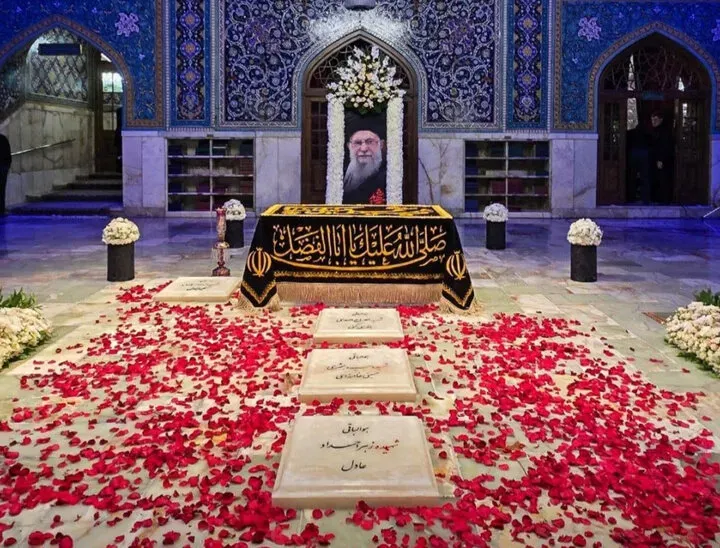 مقبره رهبر شهید