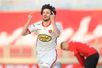 بازگشت به خانه/ مدافع سابق پرسپولیس به استقلال پیوست