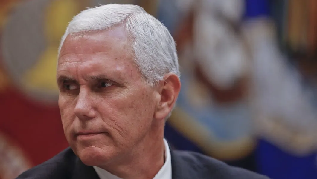 Pence hires his own lawyer for Russia probes