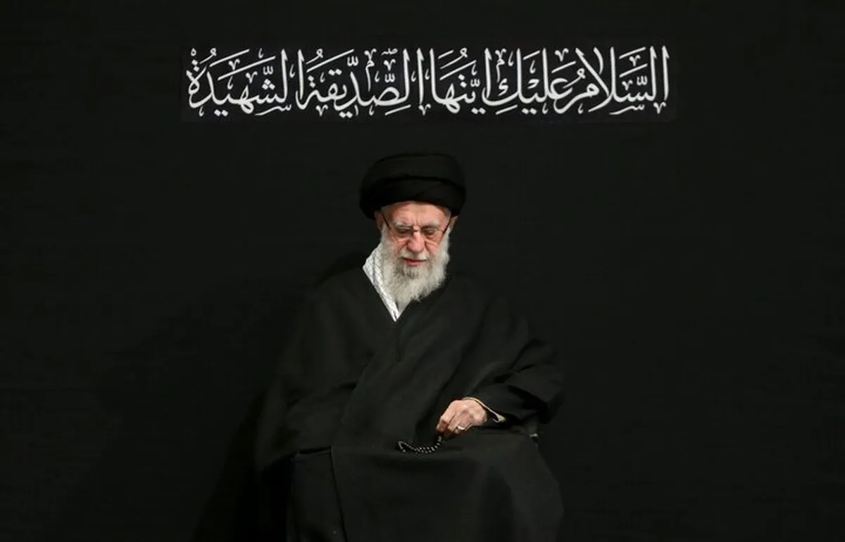 Leader attends morning session for Hazrat Fatemeh (SA)