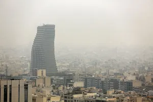 شاخص آلودگی هوای تهران، شنبه را تعطیل می‌کند؟
