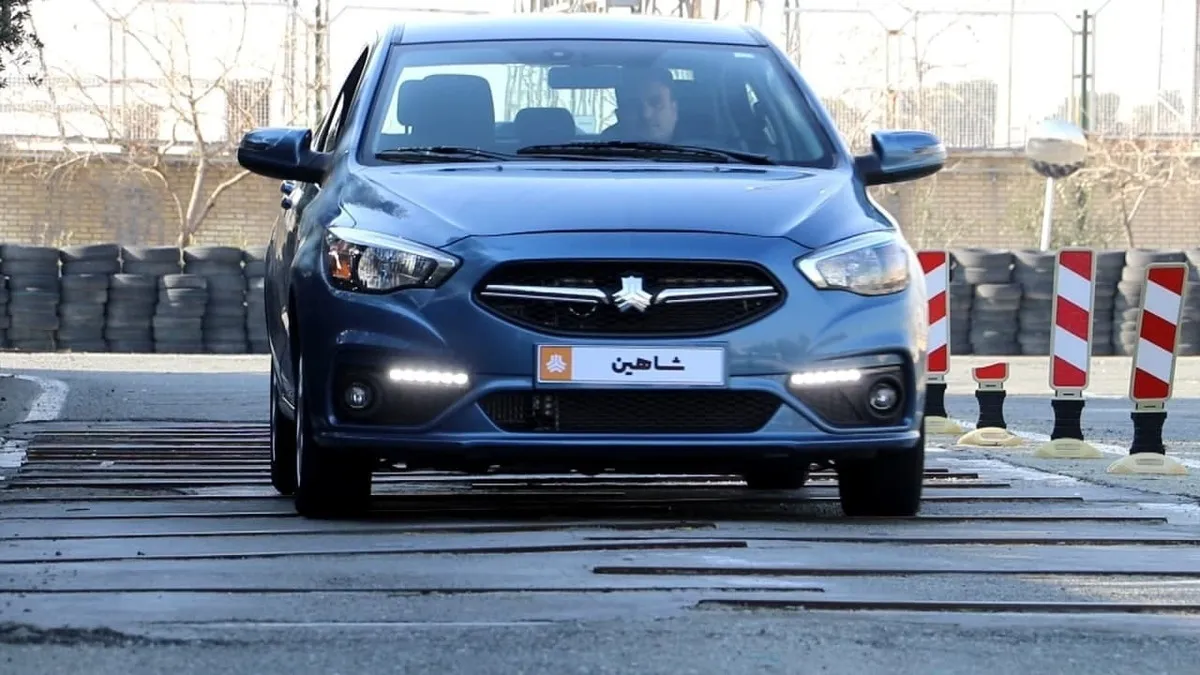 اینفوگرافیک / تفاوت شاهین CVT و شاهین پلاس