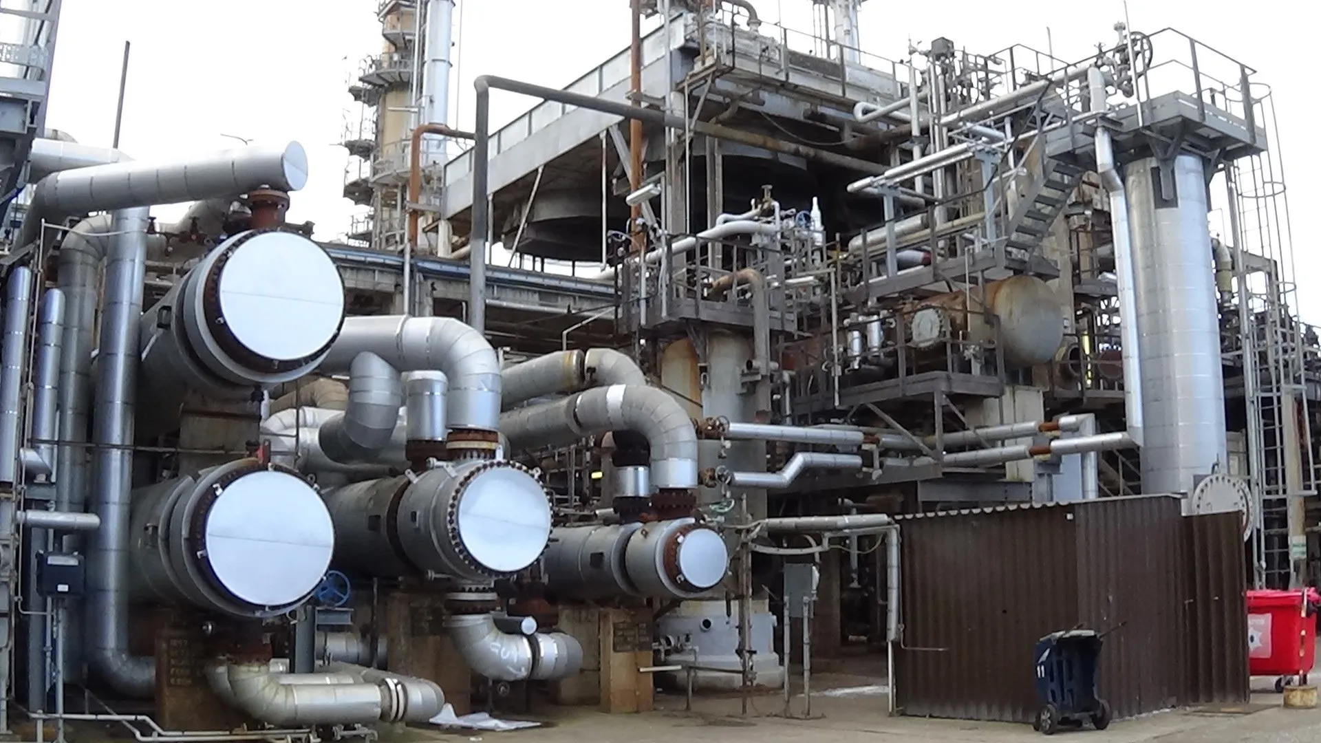 Collaboration With Startups to Boost Catalyst Indigenization