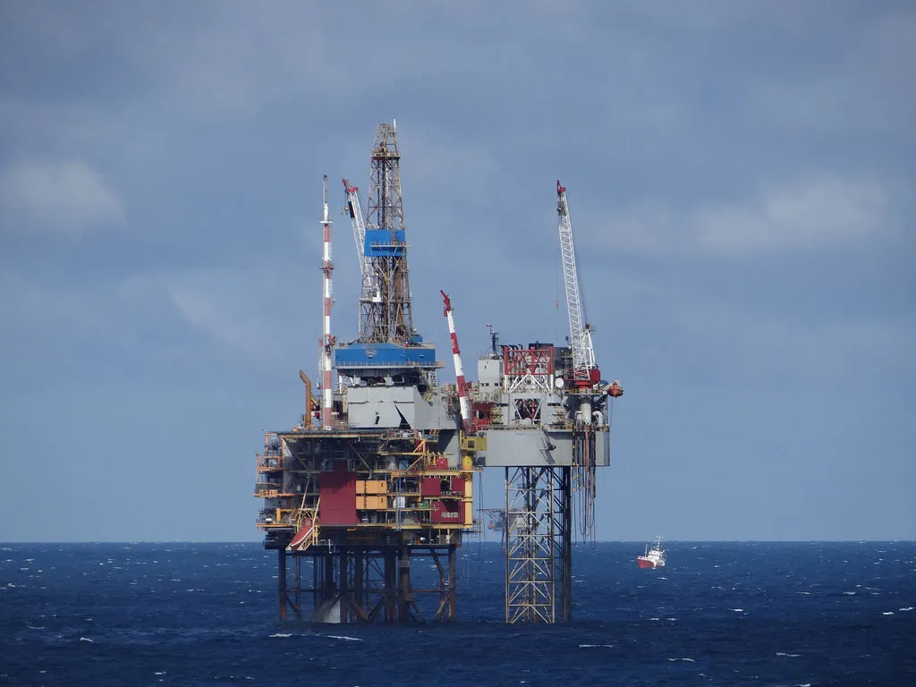 Russia to build five offshore drilling rigs