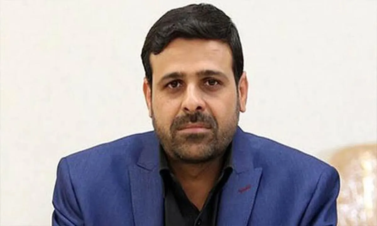 نماینده مجلس: نخبگان و دلسوزان کشور بمب اتم می خواهند!