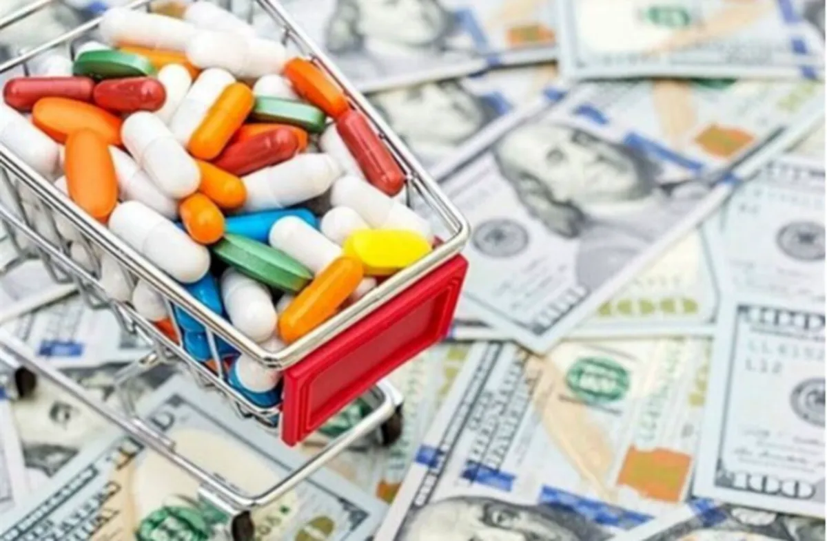 نماینده مجلس از افزایش ۴۰۰ درصدی قیمت دارو خبر داد