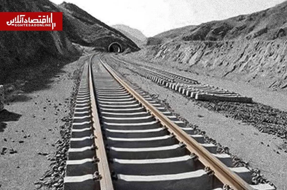 افزایش سهم ریل در جابجایی بارهای تجاری در برنامه هفتم/ اتمام پروژه‌های ریلی کشور ۵۳ سال زمان می برد