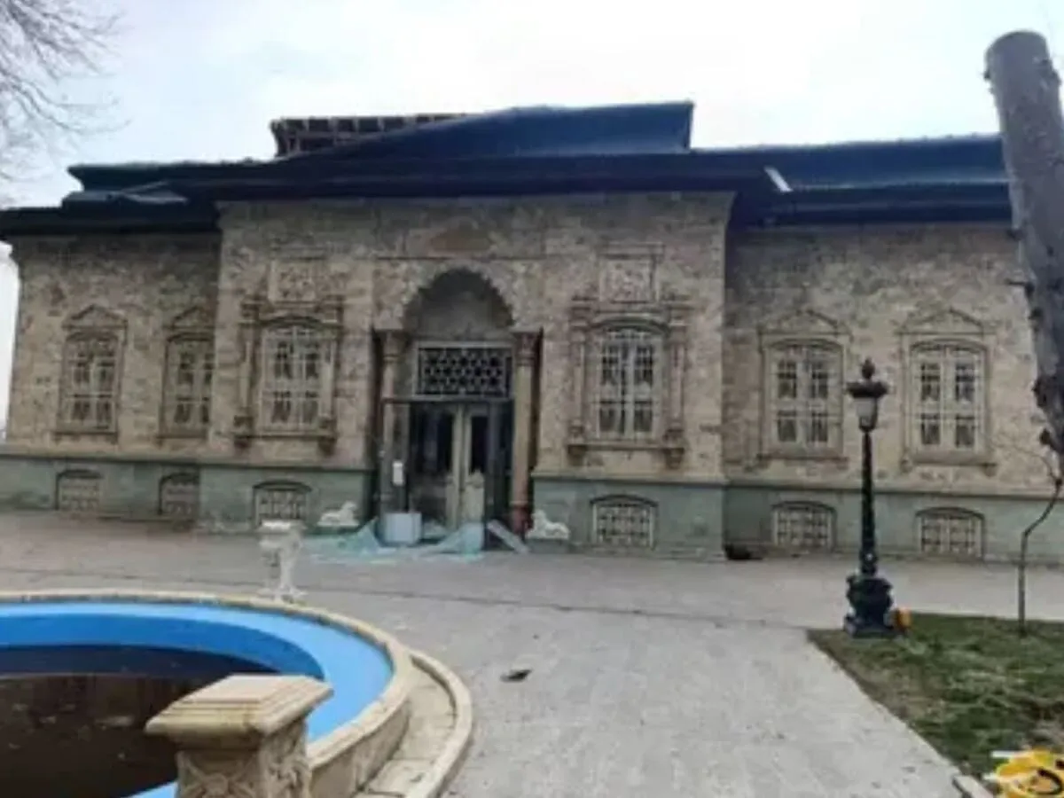 تصاویری از آسیب به کاخ سعدآباد در حملات به تهران + تصاویر