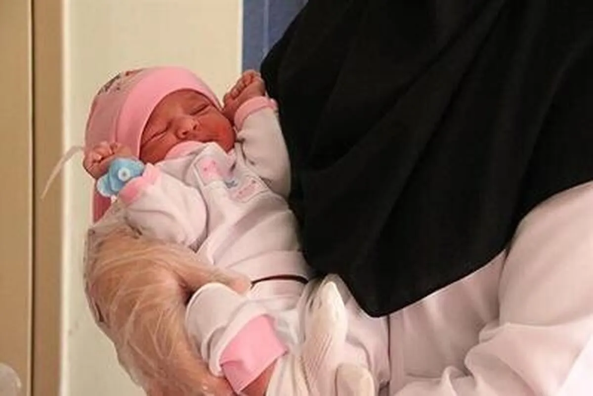 مصوبه مهم مجلس درمورد وام فرزندآوری سال ۱۴۰۵ / مبلغ وام فرزندآوری چقدر افزایش یافت؟