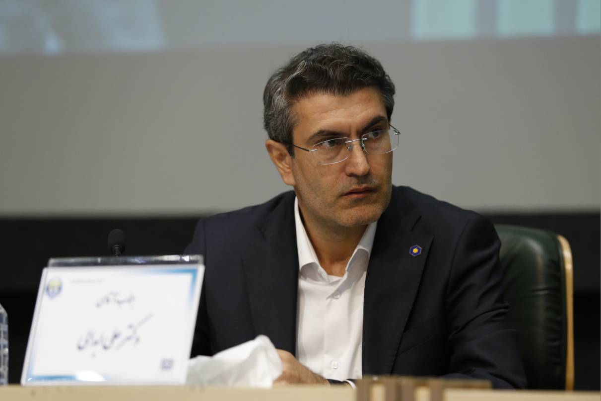 فشار ناترازی‌های اقتصاد بر ترازنامه بانک‌ها | مدیران بانکی از نرخ سود دستوری و تسهیلات تکلیفی انتقاد کردند