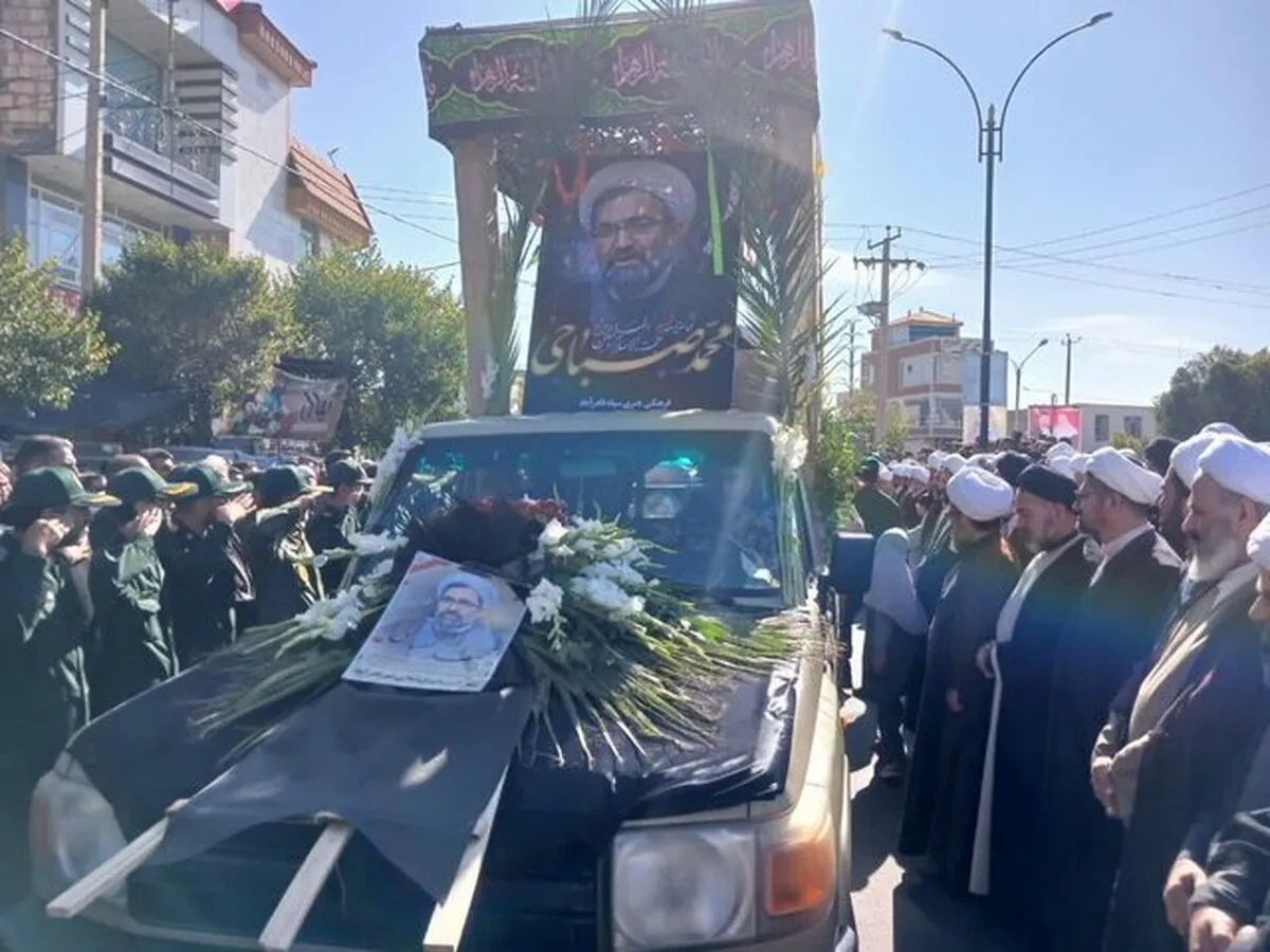 پیکر امام جمعه شهید کازرون در زادگاهش آرام گرفت + فیلم