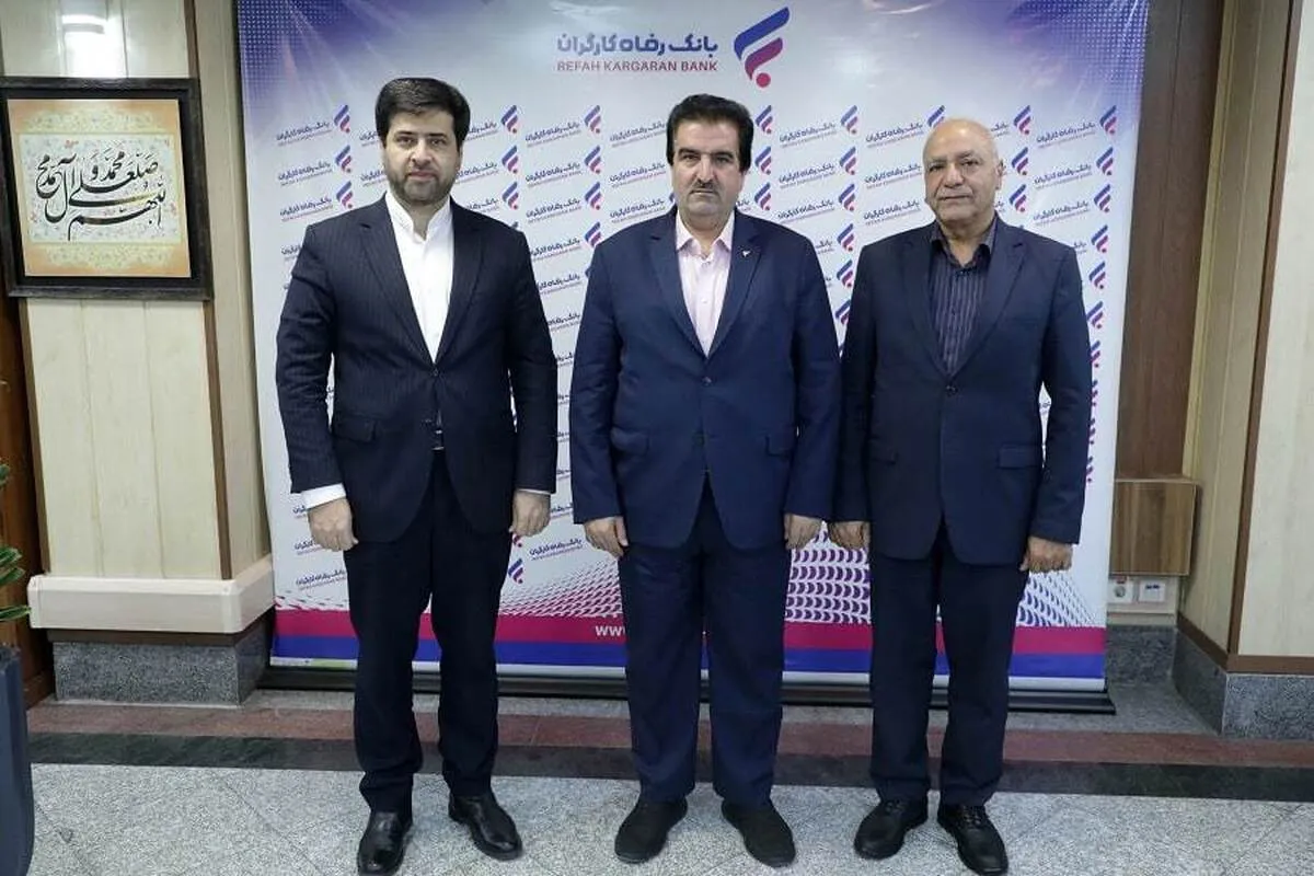 بانک رفاه کارگران از شرکت‌های بیمه حمایت می‌کند
