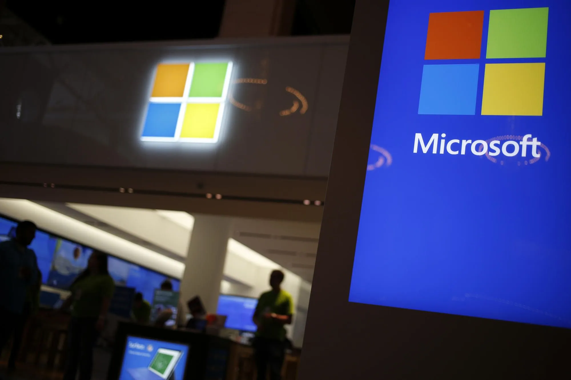 Microsoft gets support in gag order lawsuit from U.S. companies