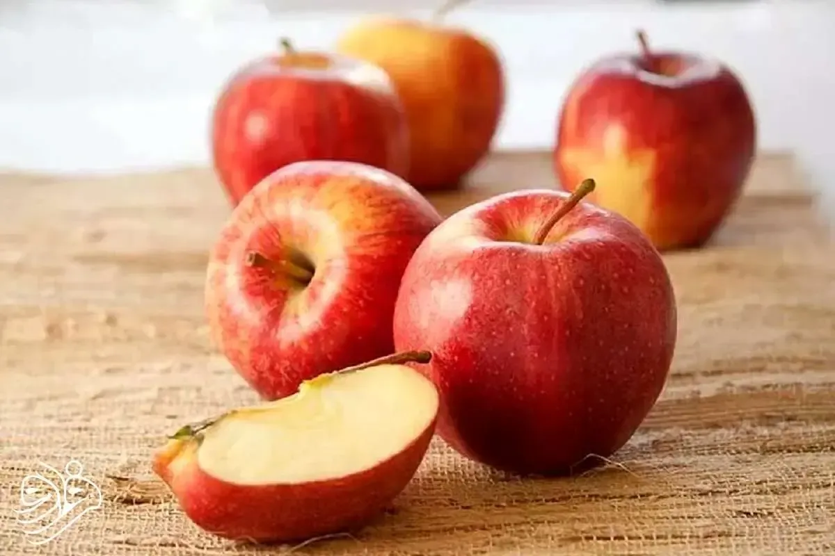 خوردن یک عدد از این میوه در روز شما را از پزشک بی نیاز می‌کند!
