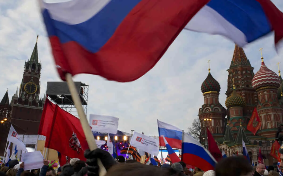 Russian Economy Crawled to Growth With Recession in Rearview
