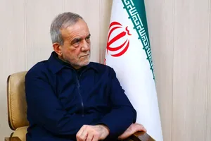 پزشکیان: حفظ آرامش بازار کمتر از مجاهدت در جبهه‌های نبرد نیست
