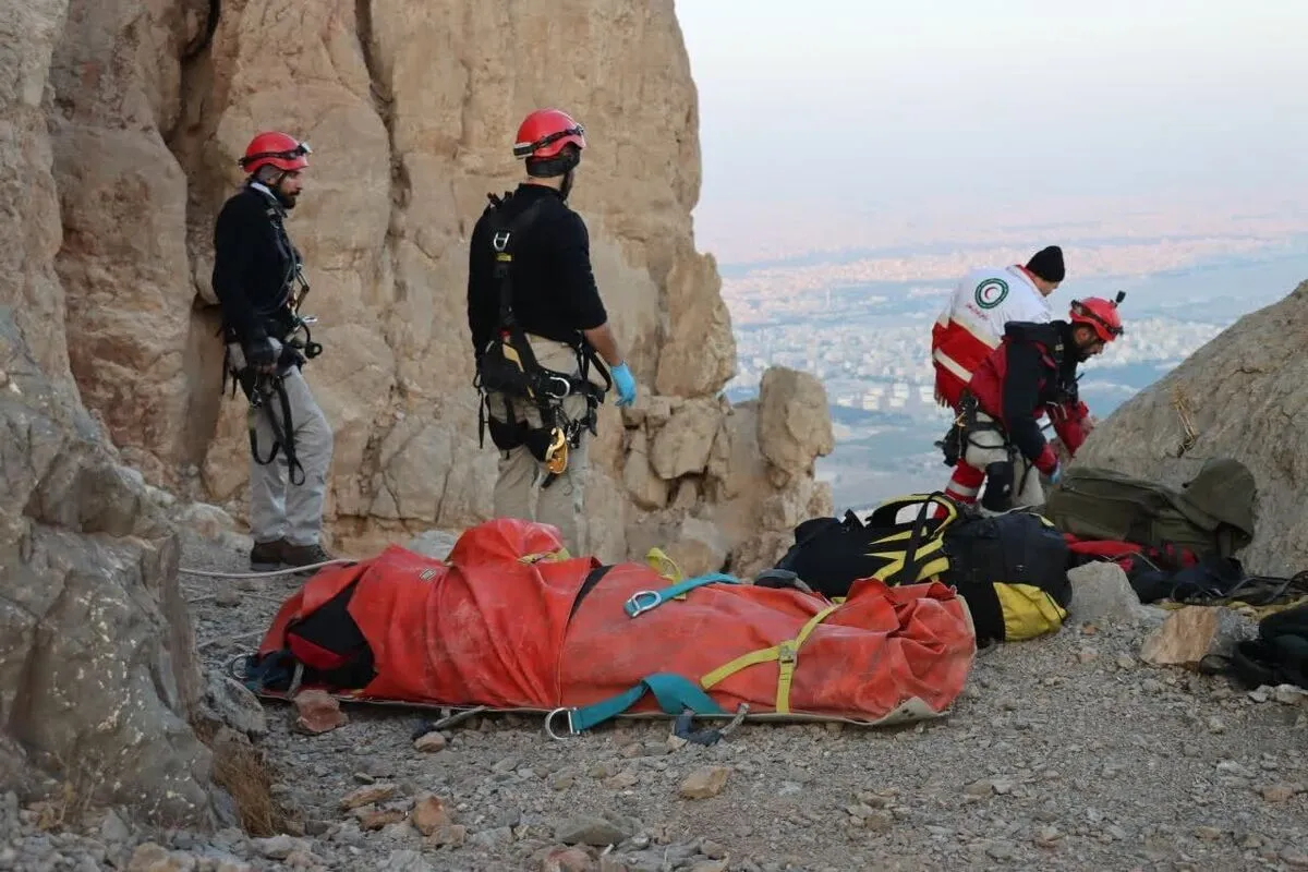 جزئیات هولناک از سقوط مرگبار خانواده گردشگر در ارتفاعات کوهرنگ