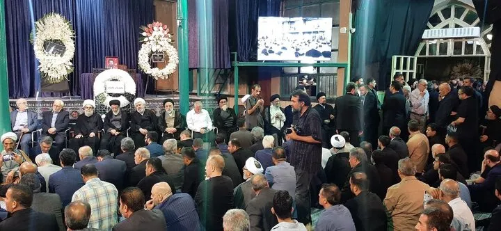 روحانی و خاتمی