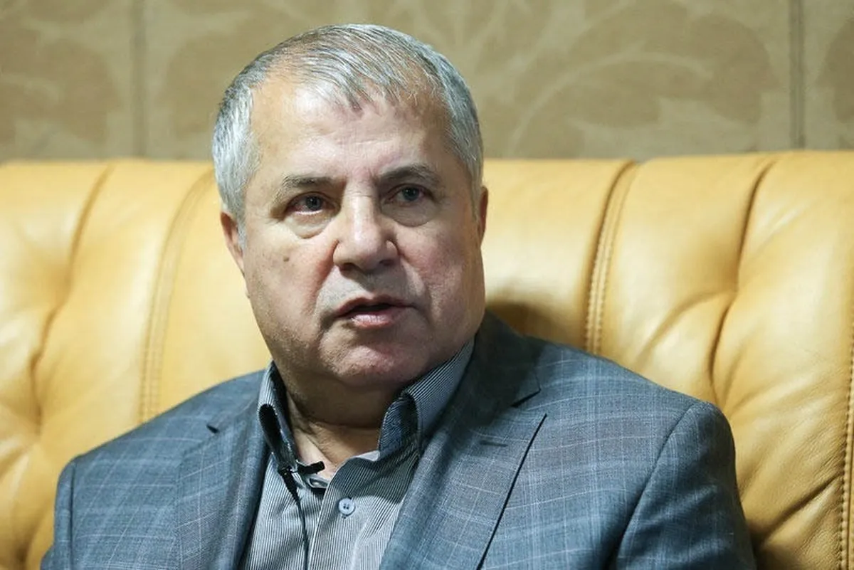 پیشکسوت فوتبال ایران در بیمارستان بستری شد