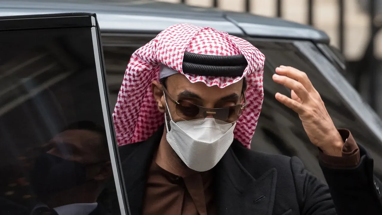 طحنون بن زاید