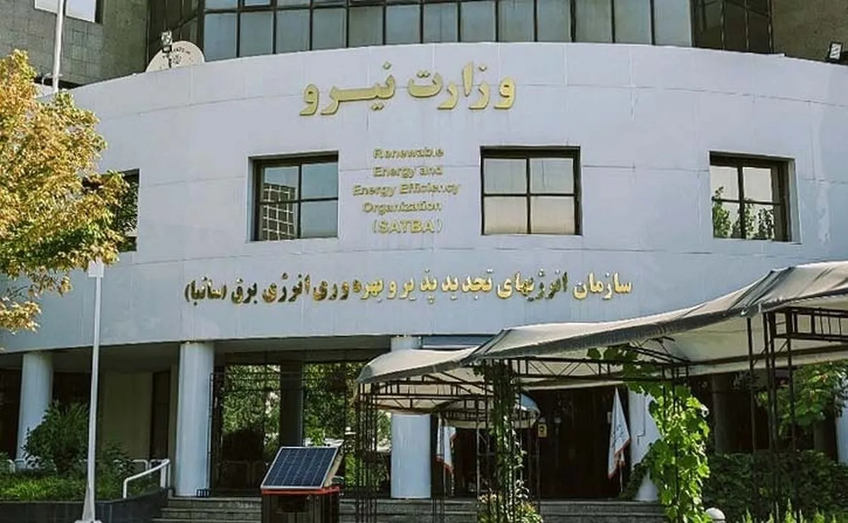 رانت دولتی با نصب پنل‌های خورشیدی؟/ وزارت نیرو: کاهش تدریجی راندمان را قبول داریم