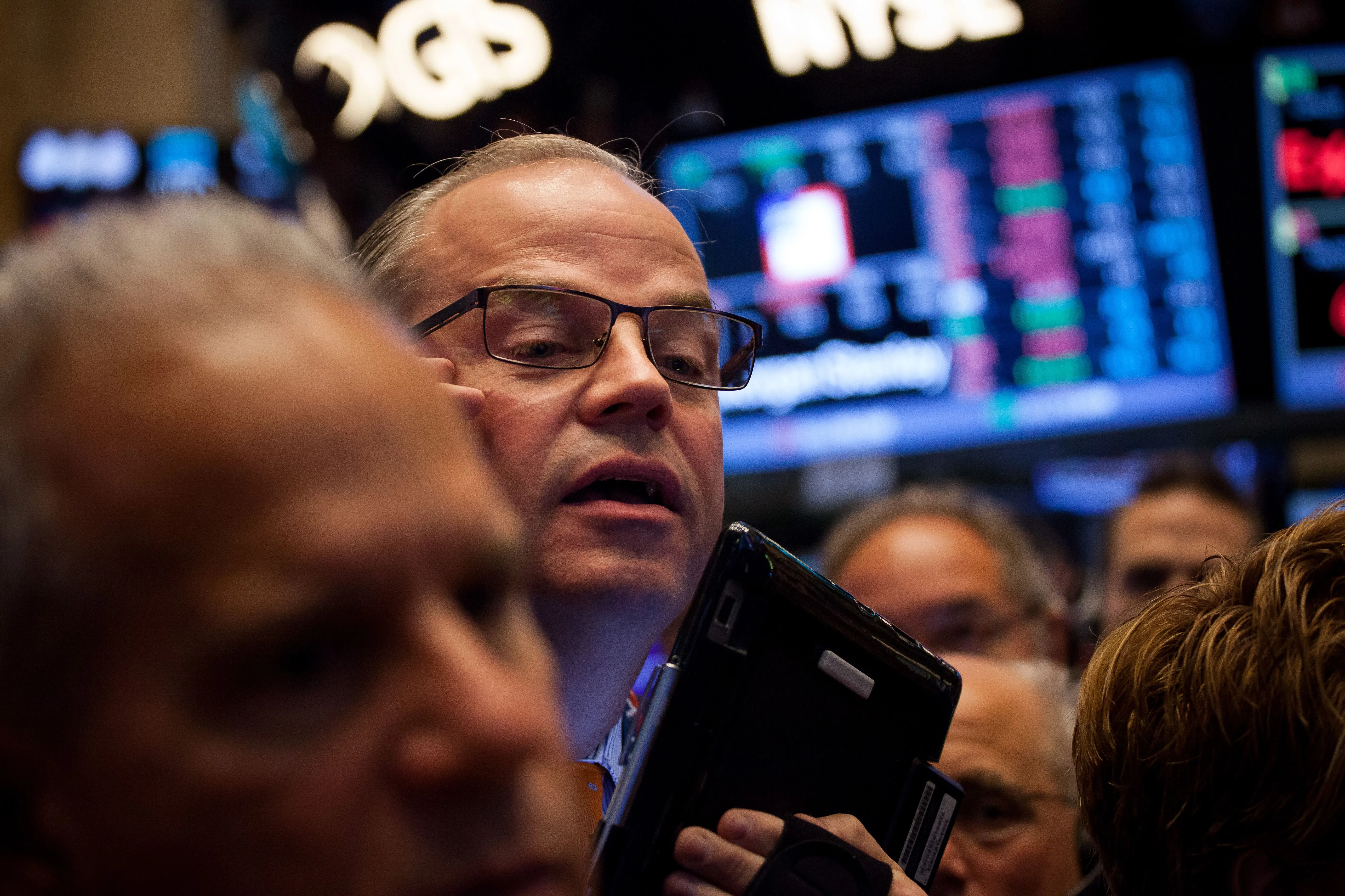 Mexican peso climbs, stocks edge up as Trump's chances seen fading