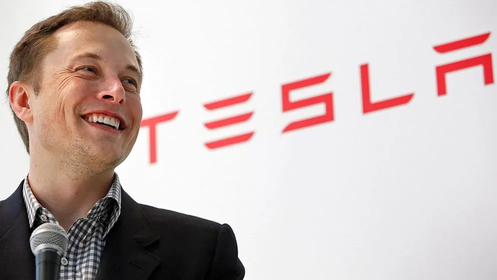 Musk Urges Tesla Workers to Cut Costs Ahead of Fundraising Round