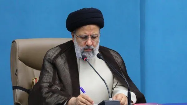 رئیسی: تورم، هم مهار و هم کاهشی شده‌است