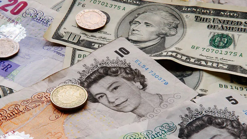 Pound Traders Sweat as Narrowing Polls Boost Election Jitters