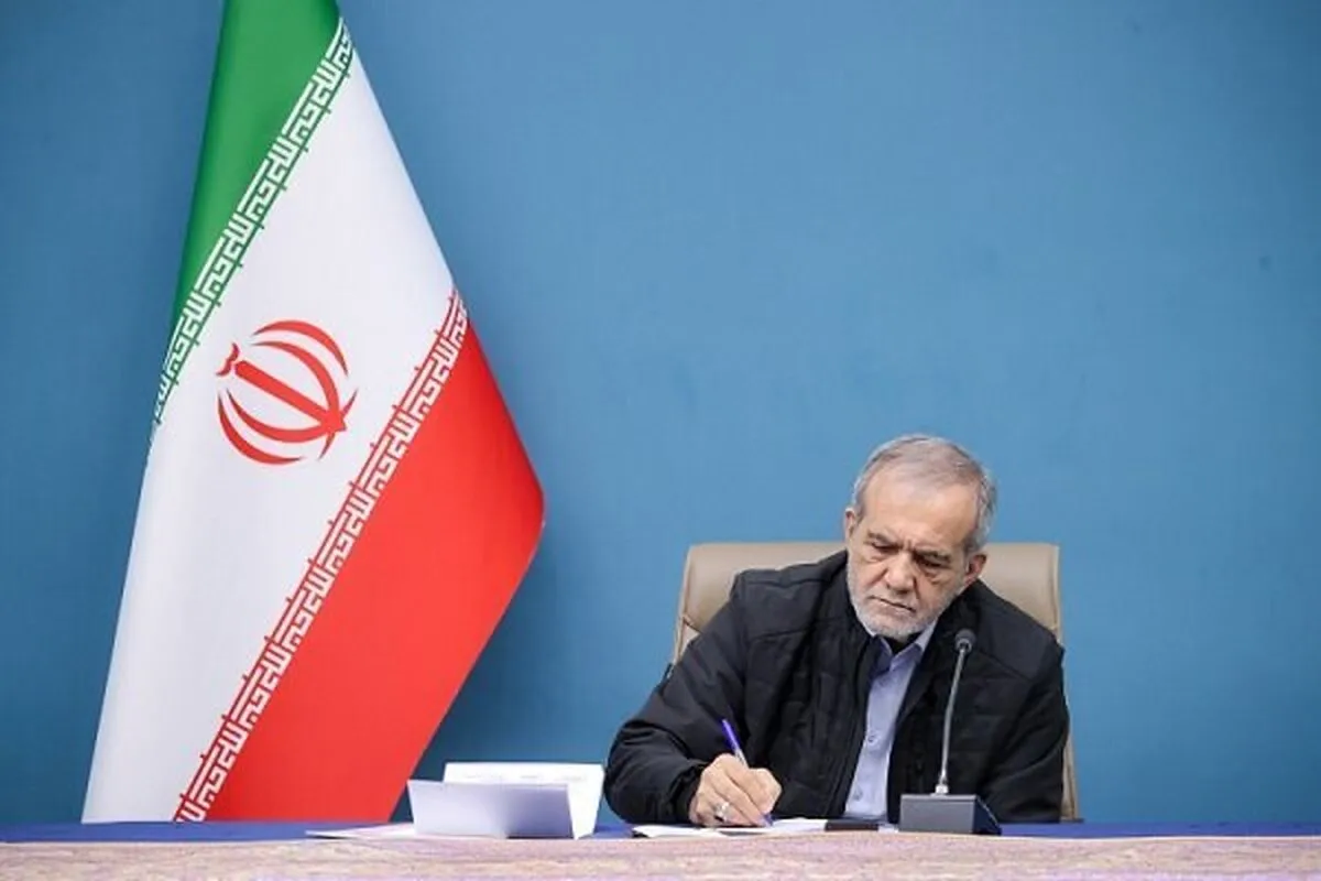 رئیس‌جمهور: زنان ایرانی توانایی مدیریت بالا دارند