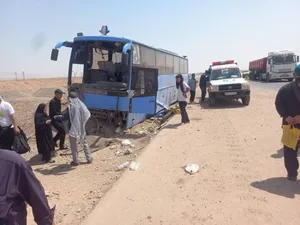 تصادف هولناکِ اتوبوس مسافربری در سمنان / ۴۷ نفر مصدوم شدند