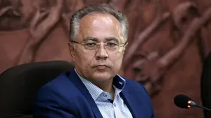 Pezeshkian sacks vice president for parliamentary affairs