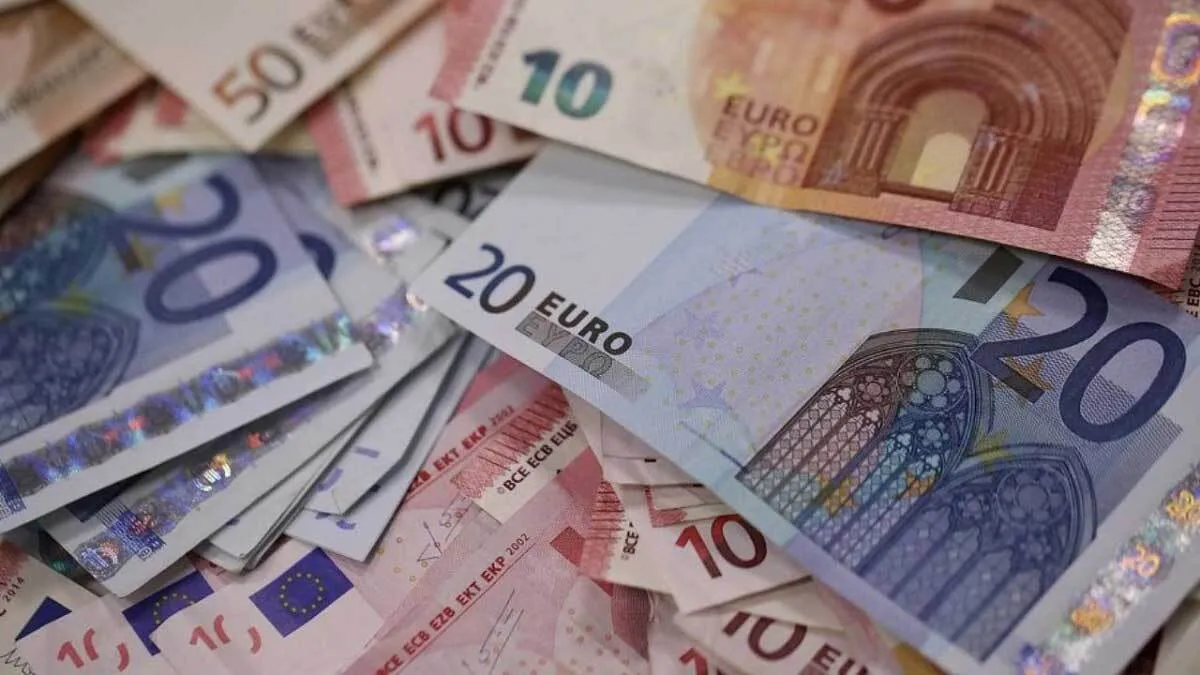 قیمت یورو ۸ آبان ۱۴۰۳ + جدول