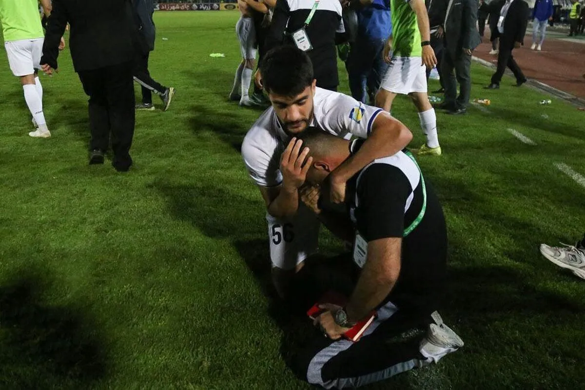 سرمربی سپاهان: ملوان لایق صعود بود