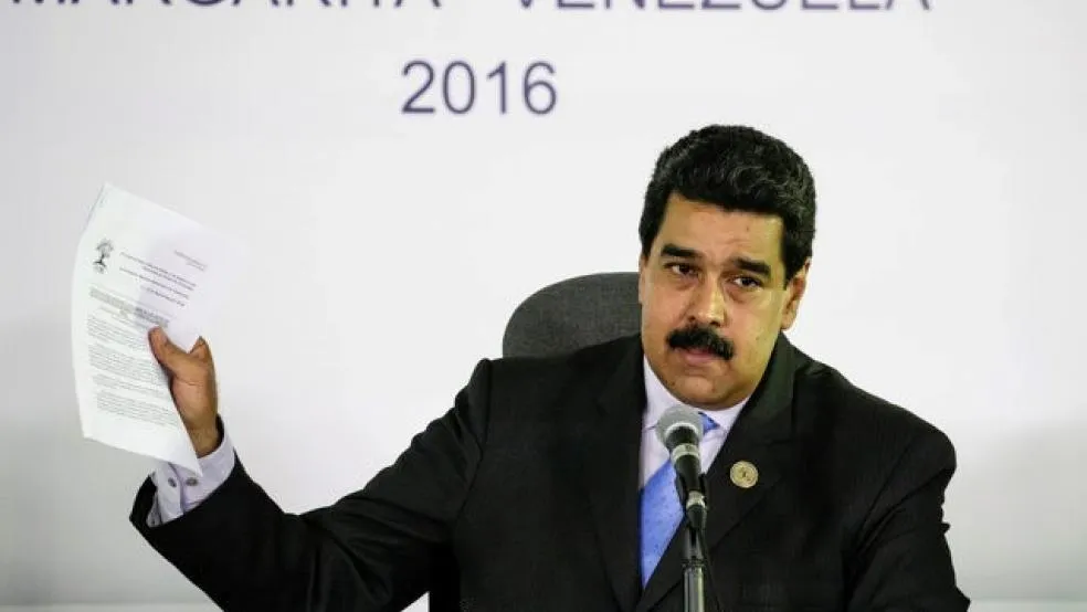 Venezuela says OPEC, non-OPEC oil stabilizing deal 'close'
