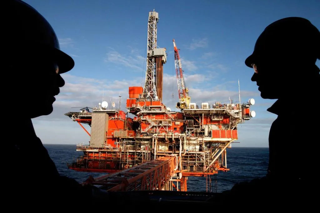 Iran Oil Exports to Hit 4-Month Low in Nov.