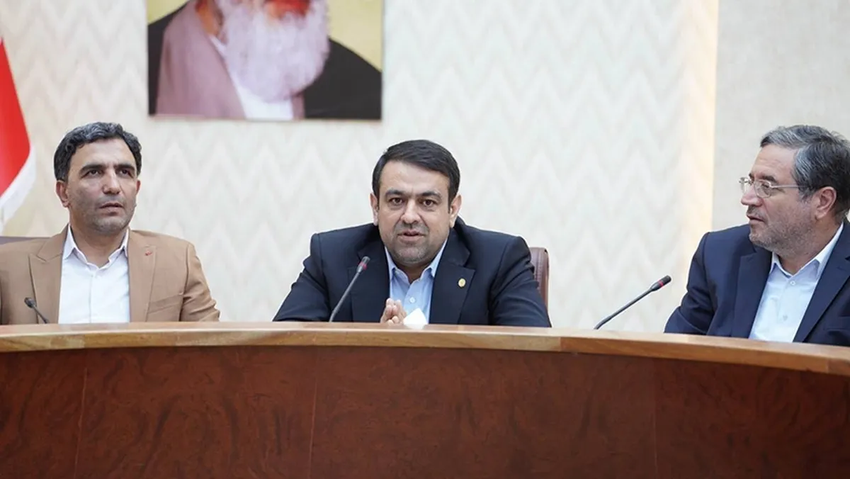 مدیرعامل بانک ملی ایران در ارومیه: با آسیب‌شناسی و تزریق نقدینگی محدود، مشکلات صنایع قابل‌حل است