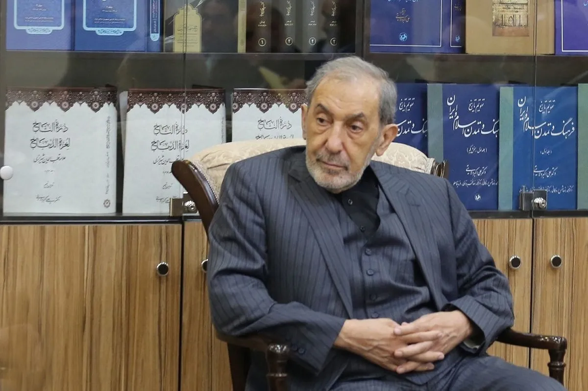 دیدار وزیر علوم طالبان با ولایتی