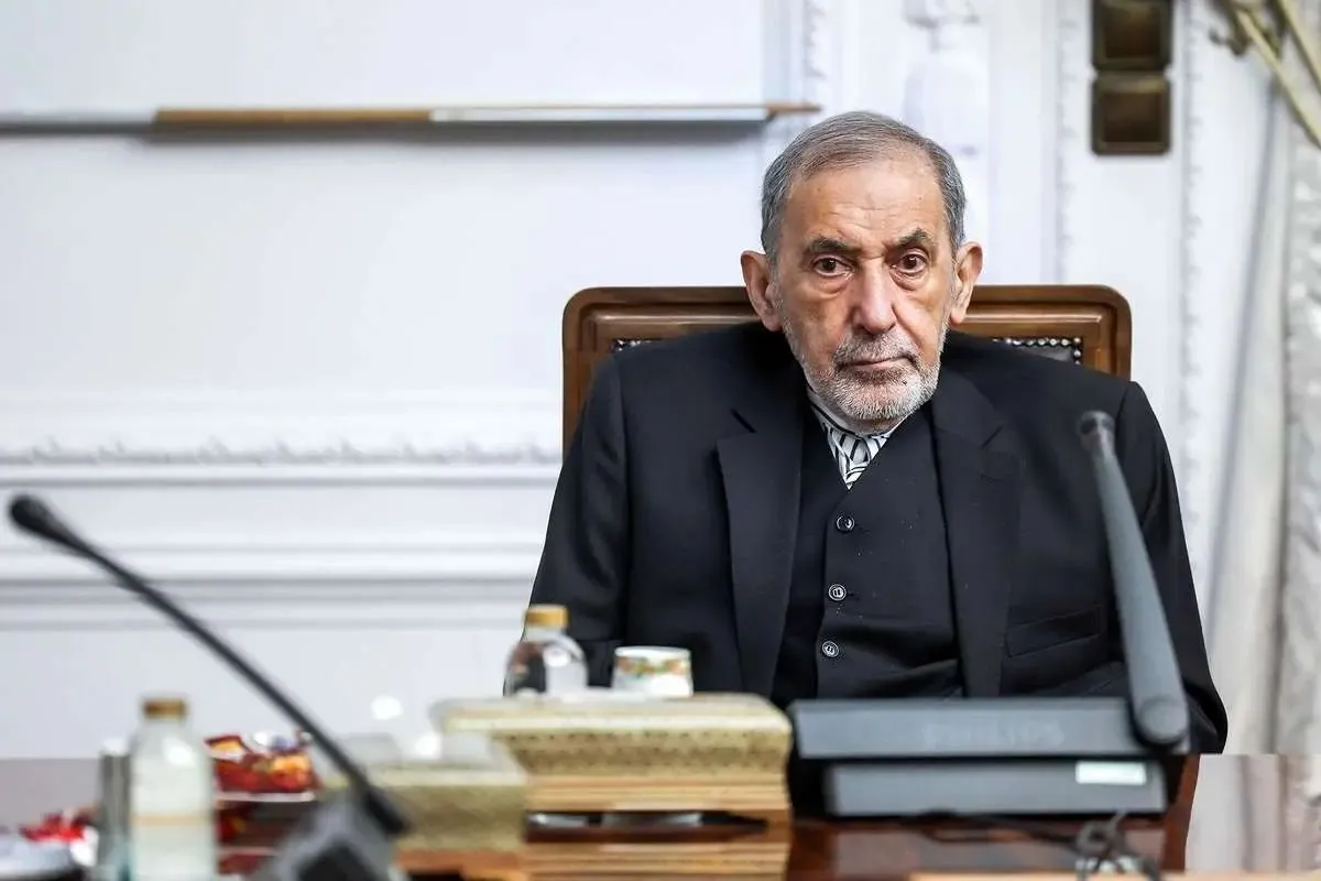 ولایتی: جنگ با تدبیر و اقتدار ایران پایان خواهد یافت، نه با خیال‌بافی متجاوزان